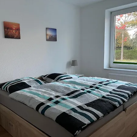 Ferienwohnung Bakker Huus Eg Emden Exterior foto